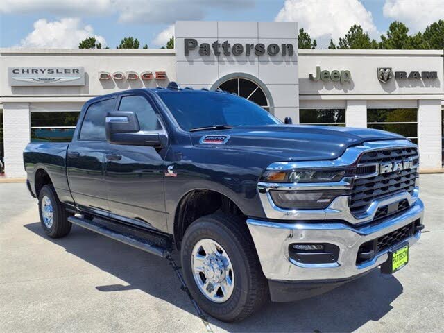 2025 RAM 2500 Tradesman Crew Cab 4WD