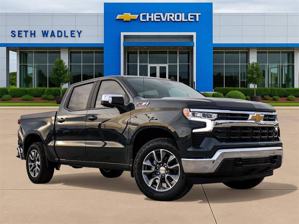 2026 Chevrolet Silverado 1500 LT Crew Cab 4WD