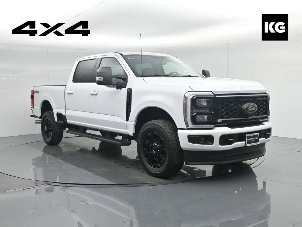 2026 Ford F-250 Super Duty XLT Crew Cab 4WD