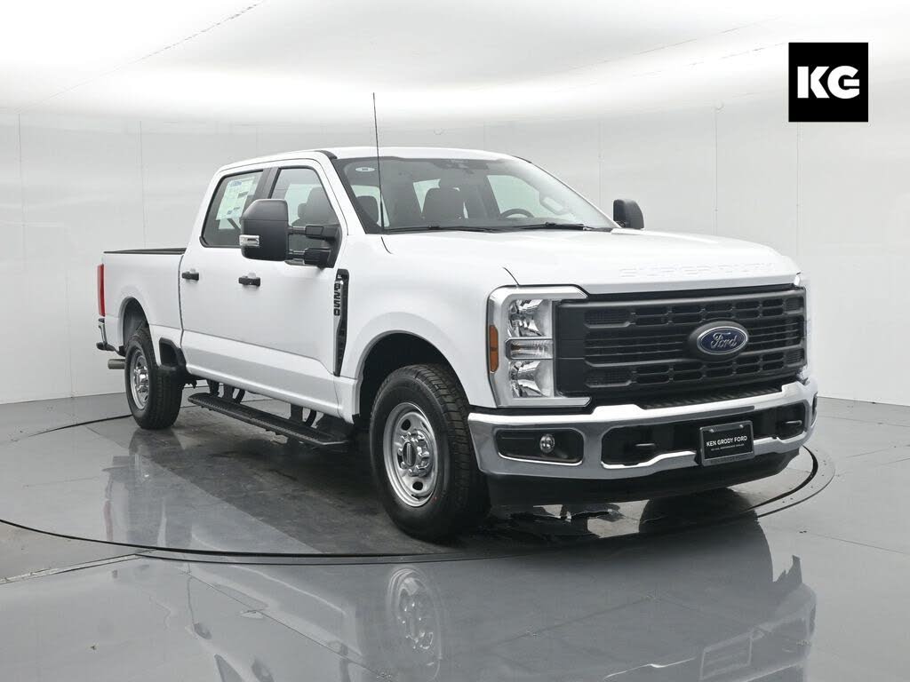 2026 Ford F-250 Super Duty XL Crew Cab RWD