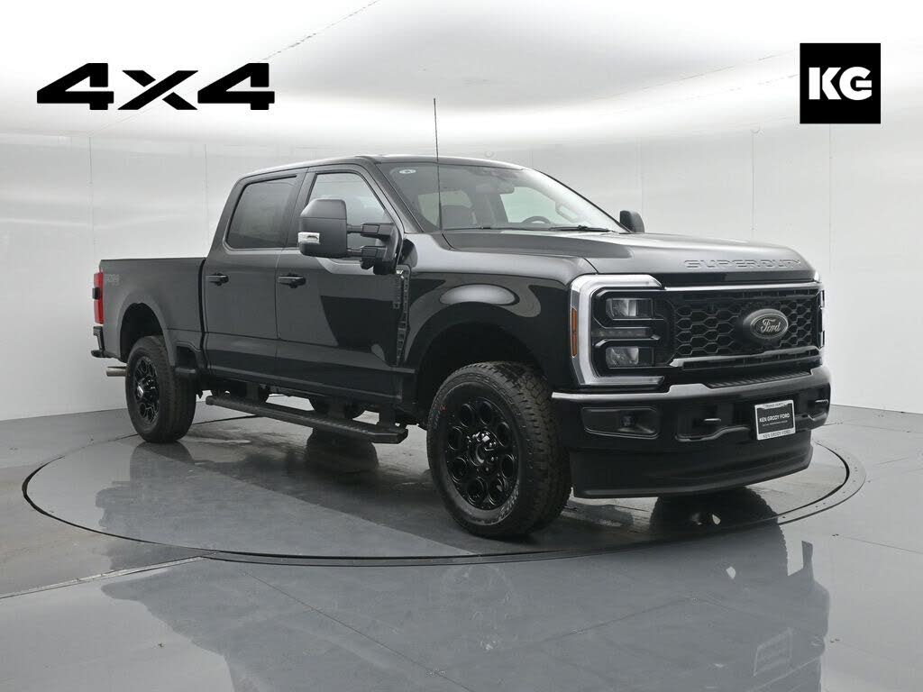 2026 Ford F-250 Super Duty XLT Crew Cab 4WD