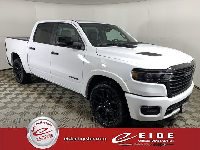 2026 RAM 1500 Laramie Crew Cab 4WD