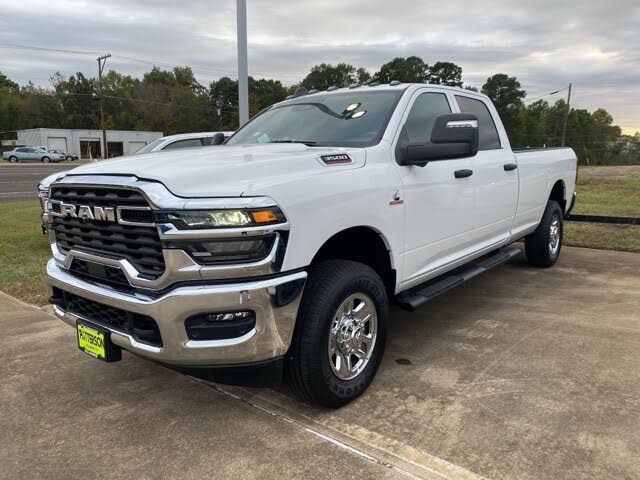 2026 RAM 3500 Tradesman Crew Cab LB 4WD