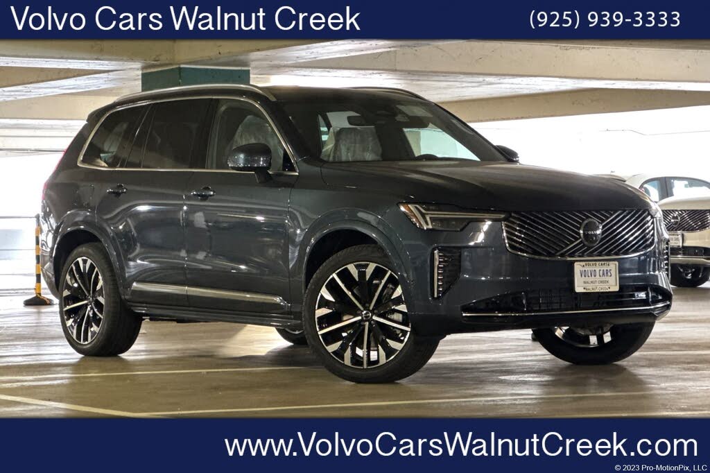 2026 Volvo XC90 B6 Plus 6-Passenger AWD