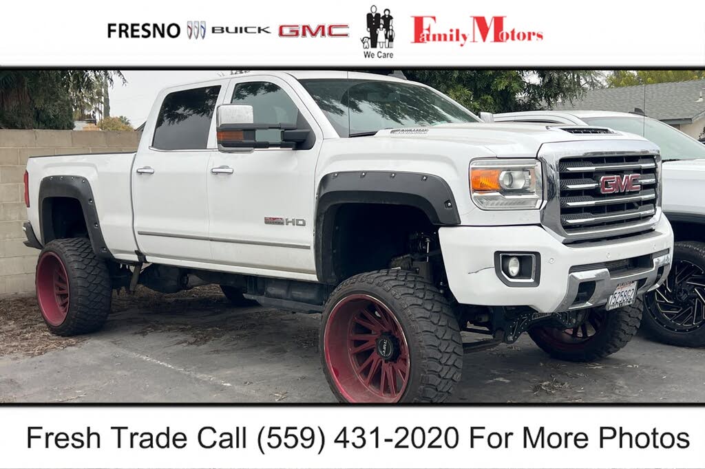 2017 GMC Sierra 2500HD SLT Crew Cab SB 4WD