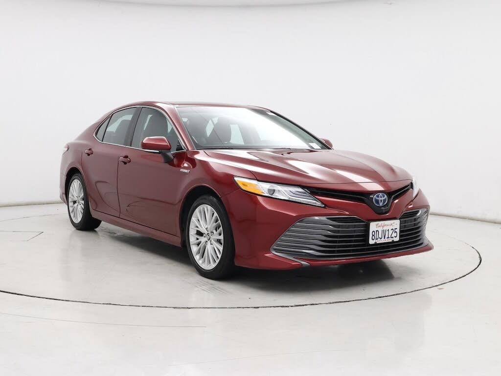 2018 Toyota Camry Hybrid XLE FWD