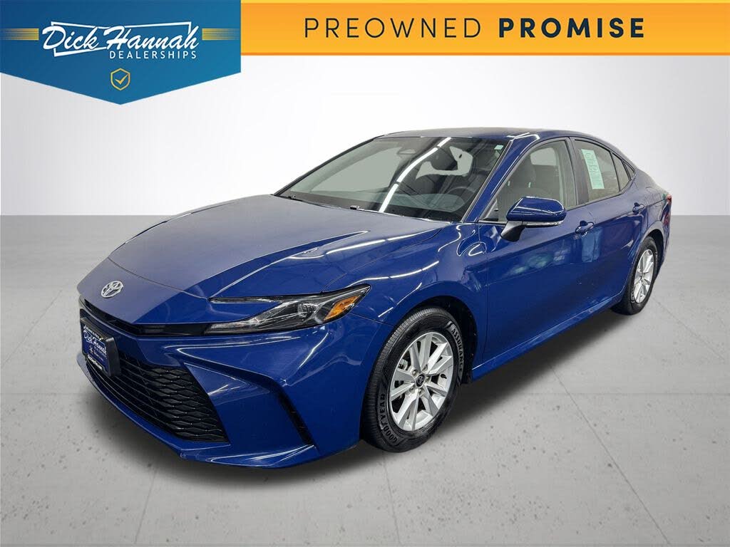 2025 Toyota Camry LE FWD