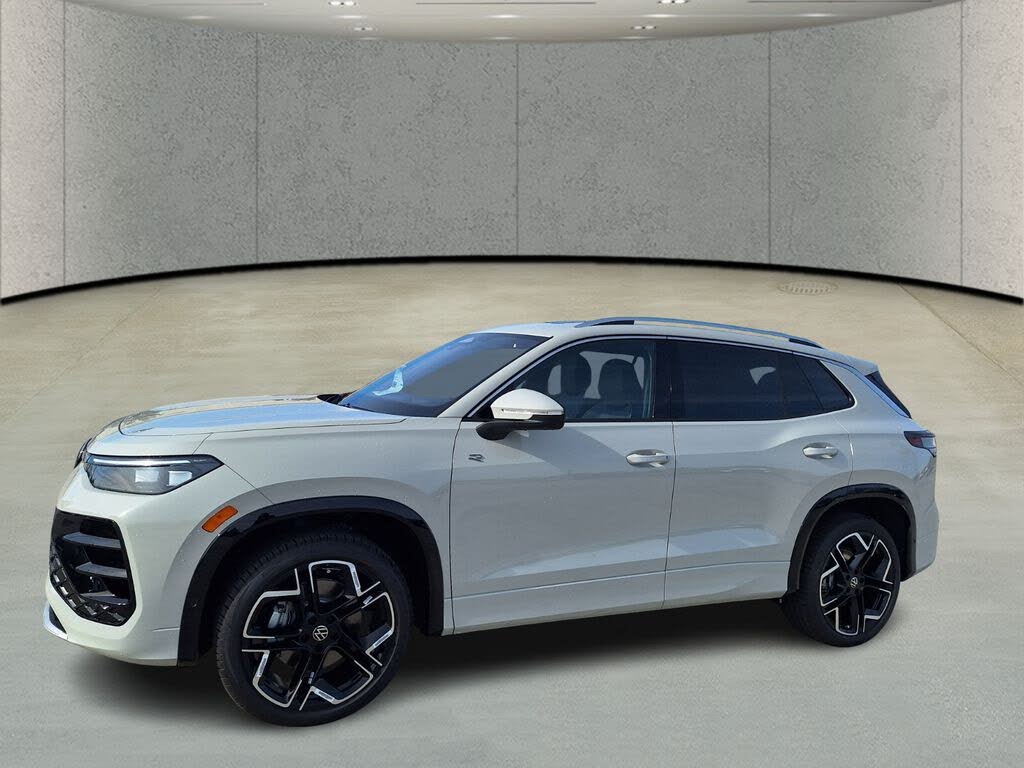 2026 Volkswagen Tiguan SEL R-Line Turbo 4Motion