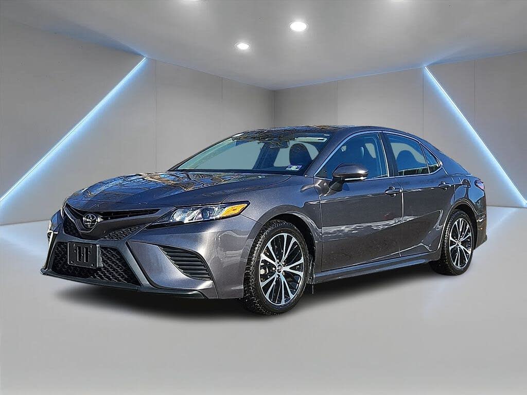 2019 Toyota Camry LE FWD