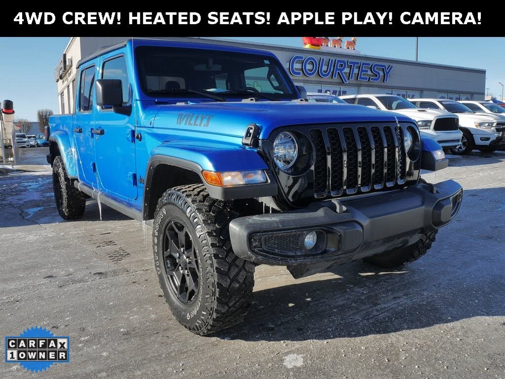 2022 Jeep Gladiator Willys Crew Cab 4WD