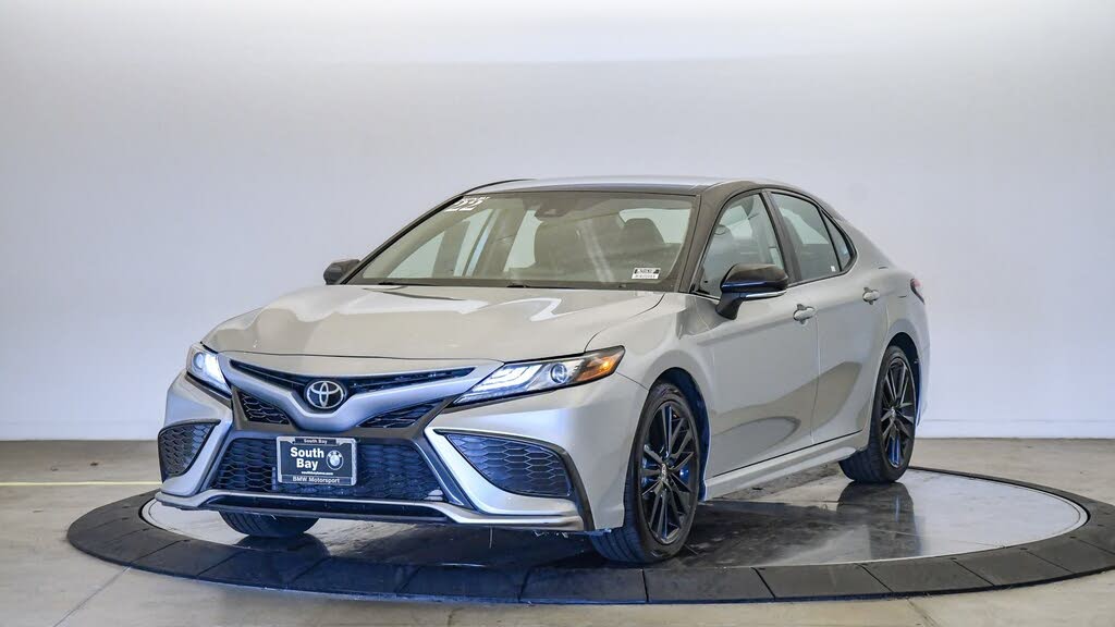 2022 Toyota Camry XSE FWD