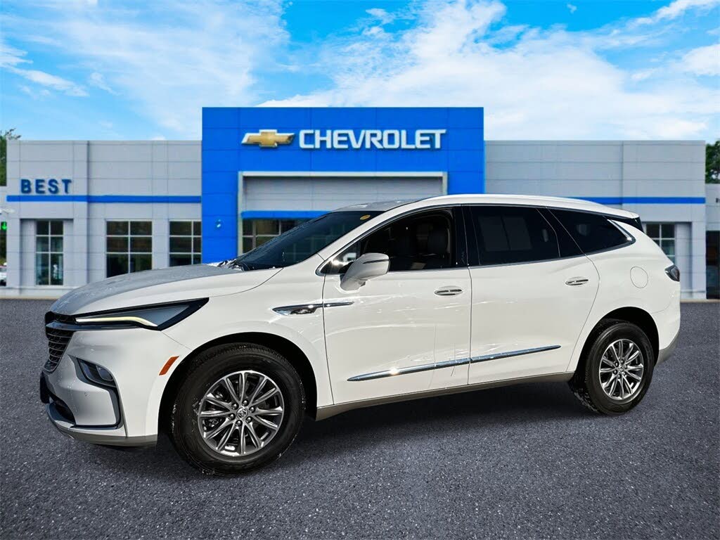 2023 Buick Enclave Essence AWD