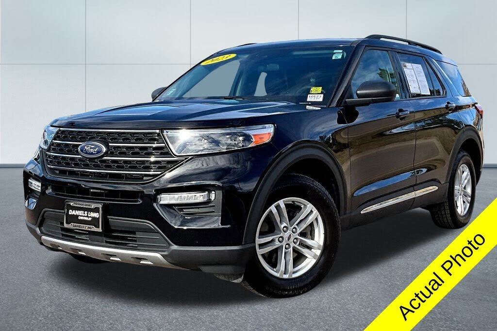2023 Ford Explorer XLT AWD