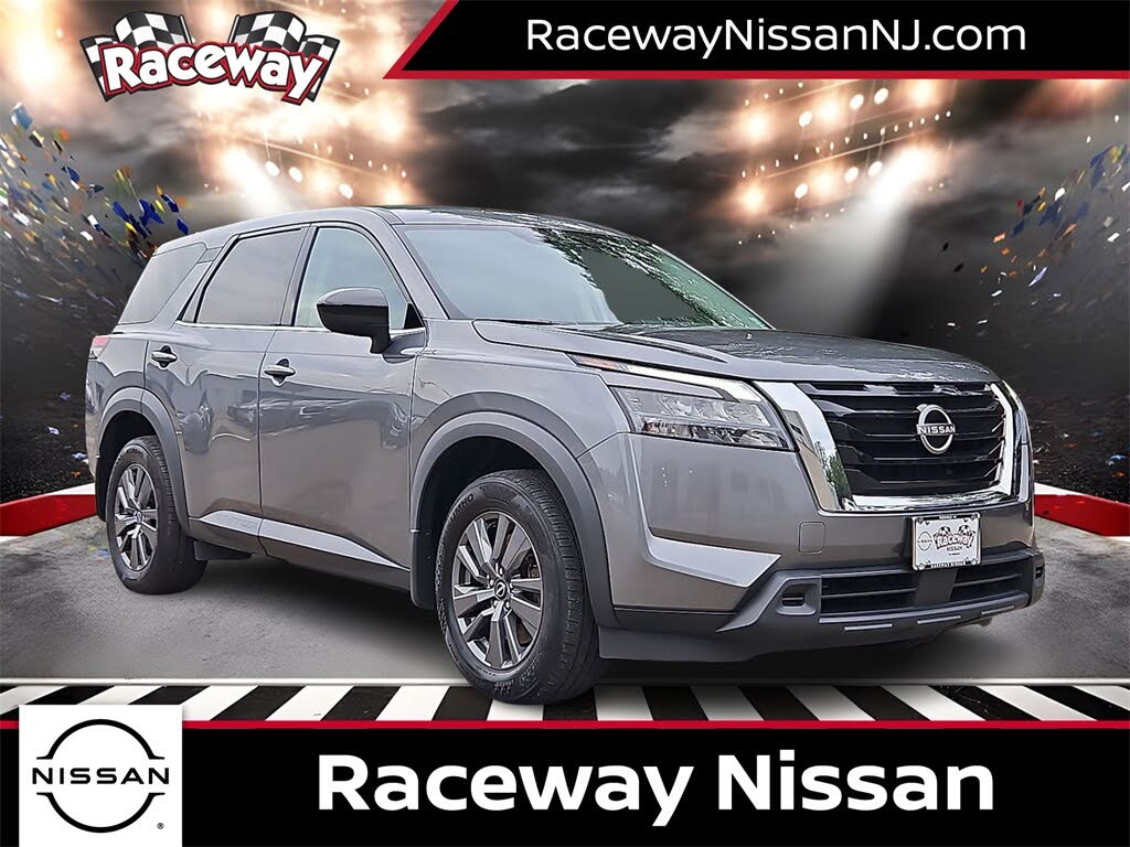 2023 Nissan Pathfinder S 4WD