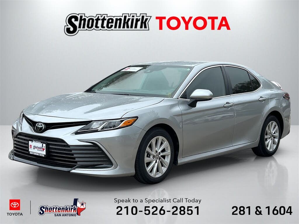 2023 Toyota Camry LE FWD