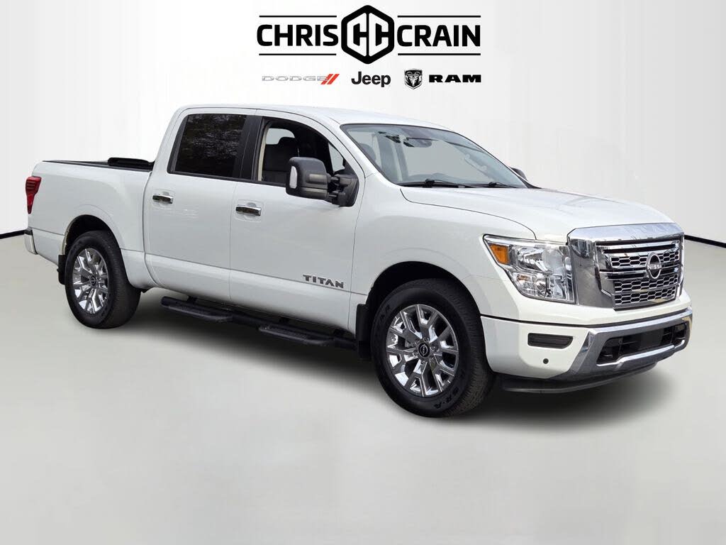 2024 Nissan Titan SV Crew Cab RWD