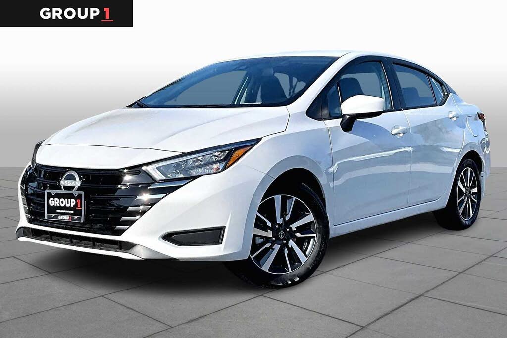 2025 Nissan Versa SV FWD