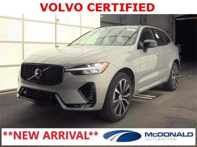 2025 Volvo XC60 B5 Plus Dark Theme AWD
