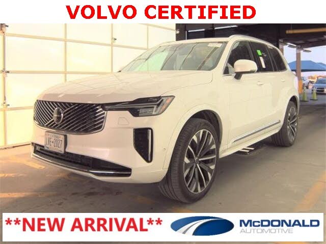 2025 Volvo XC90 B5 Plus Bright Theme 7-Passenger AWD