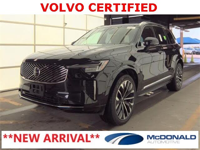 2025 Volvo XC90 B6 Plus Bright Theme 7-Passenger AWD