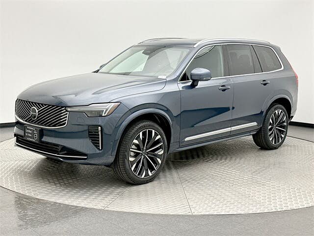 2025 Volvo XC90 B6 Plus Bright Theme 7-Passenger AWD