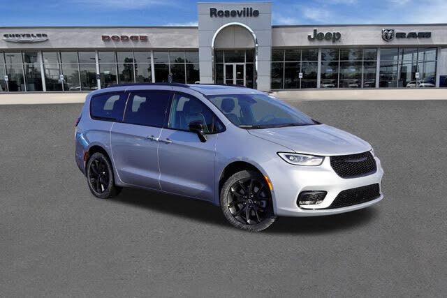 2026 Chrysler Pacifica Limited AWD