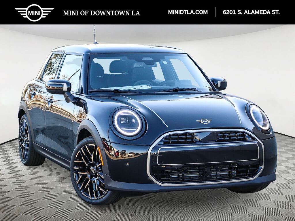 2026 MINI Cooper Signature Trim 4-Door Hatchback FWD
