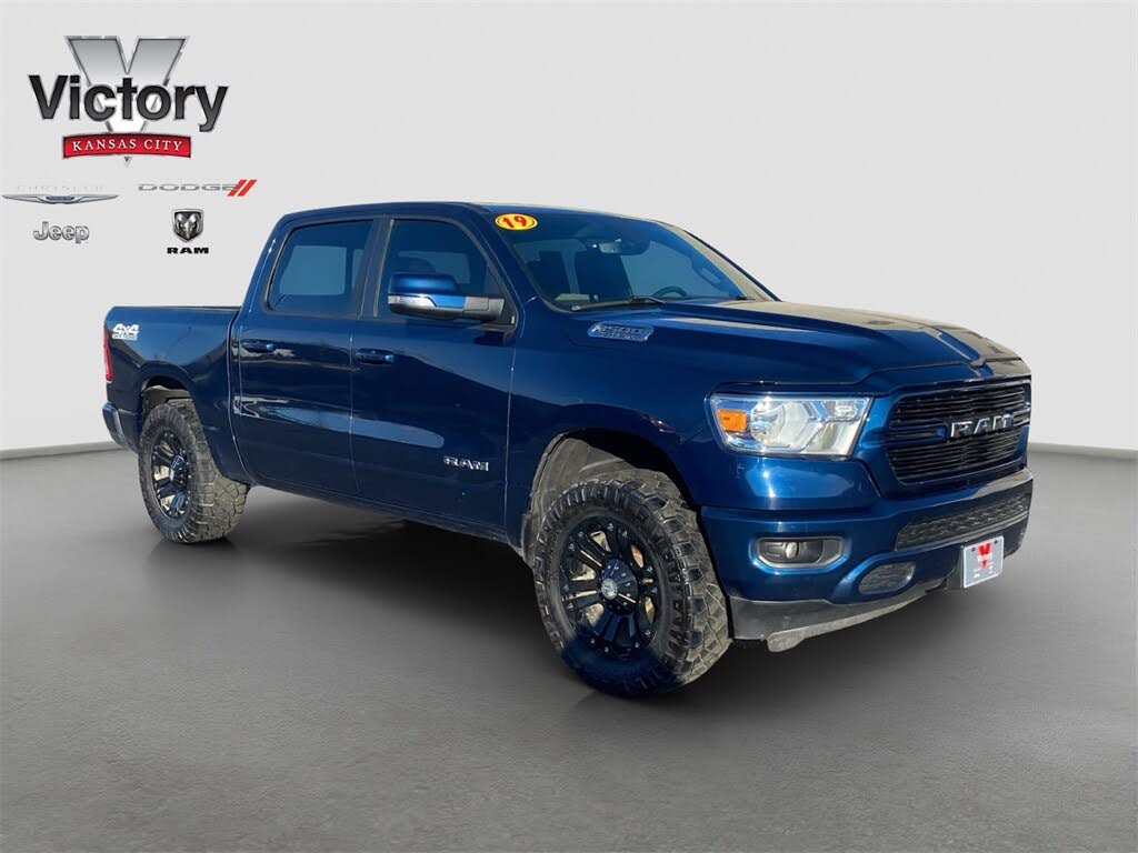 2019 RAM 1500 Big Horn Crew Cab 4WD