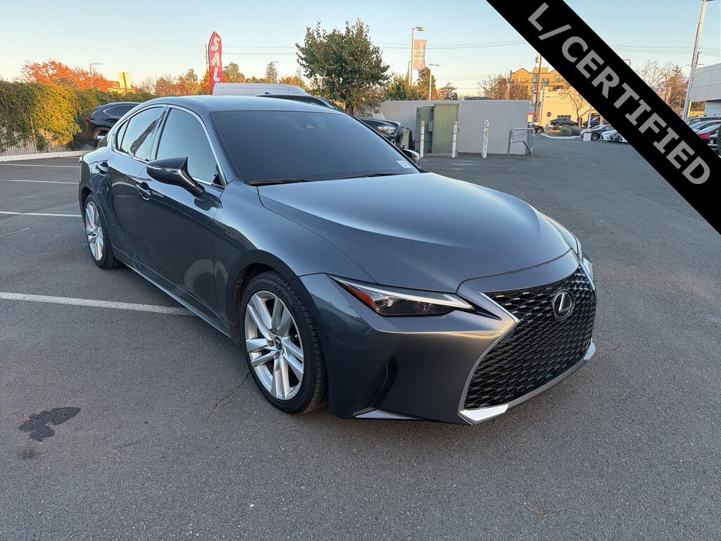 2022 Lexus IS 300 RWD