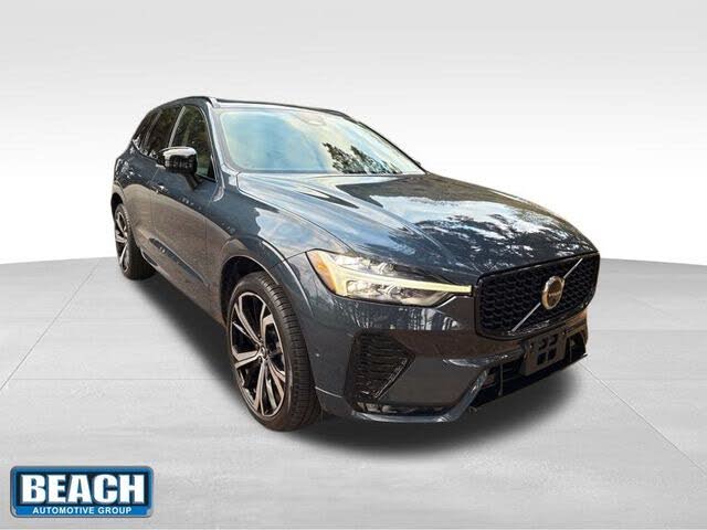 2023 Volvo XC60 B6 Ultimate Dark Theme AWD