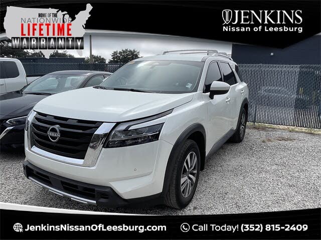 2024 Nissan Pathfinder SL 4WD