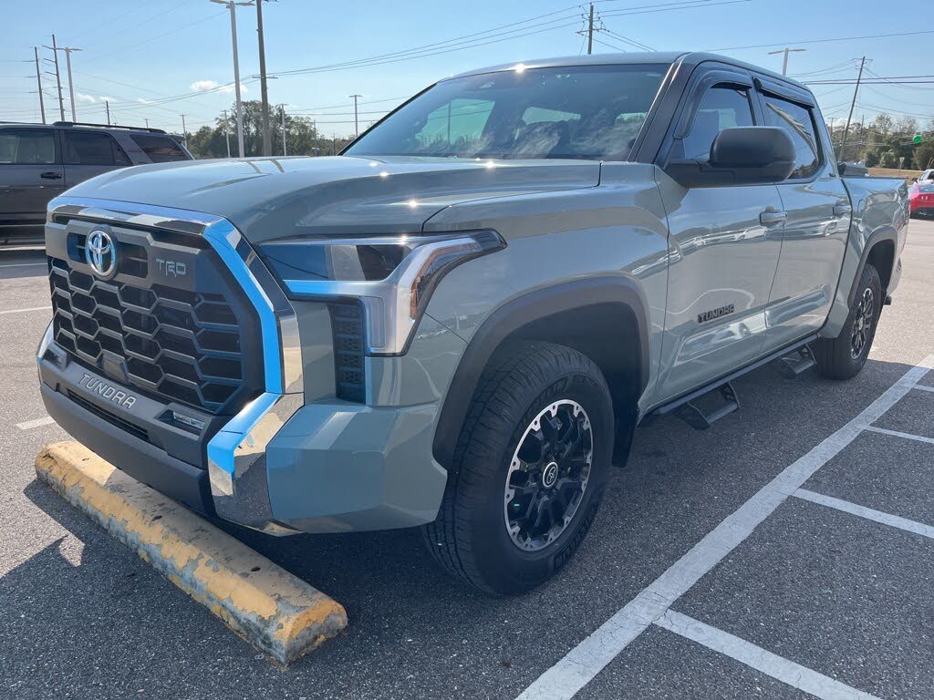 2024 Toyota Tundra SR5 CrewMax Cab 4WD