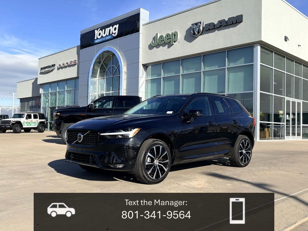 2024 Volvo XC60 B5 Plus Dark Theme AWD