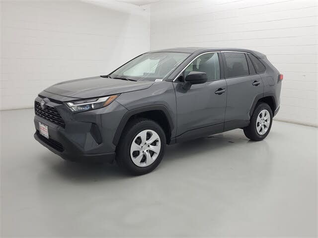 2025 Toyota RAV4 LE FWD