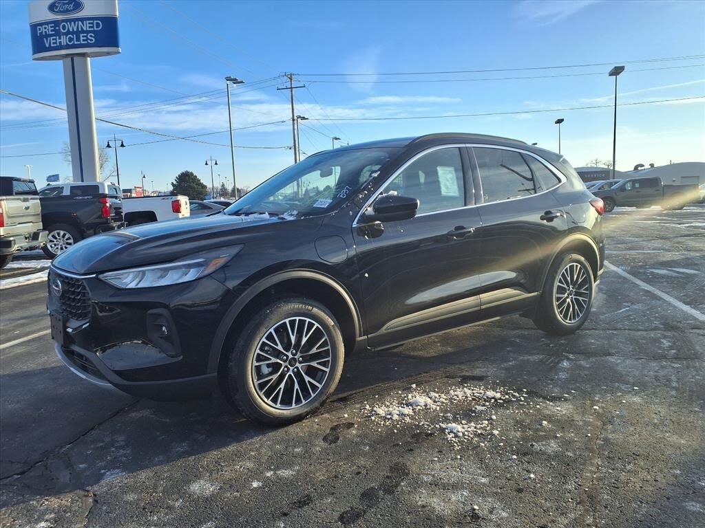 2026 Ford Escape Hybrid Plug-in FWD