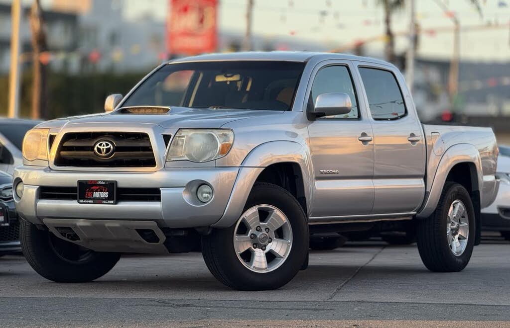 2006 Toyota Tacoma PreRunner V6 4dr Double Cab SB