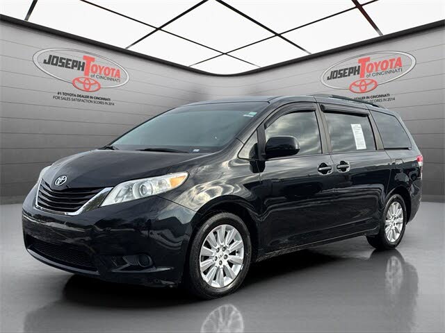 2012 Toyota Sienna LE 7-Passenger