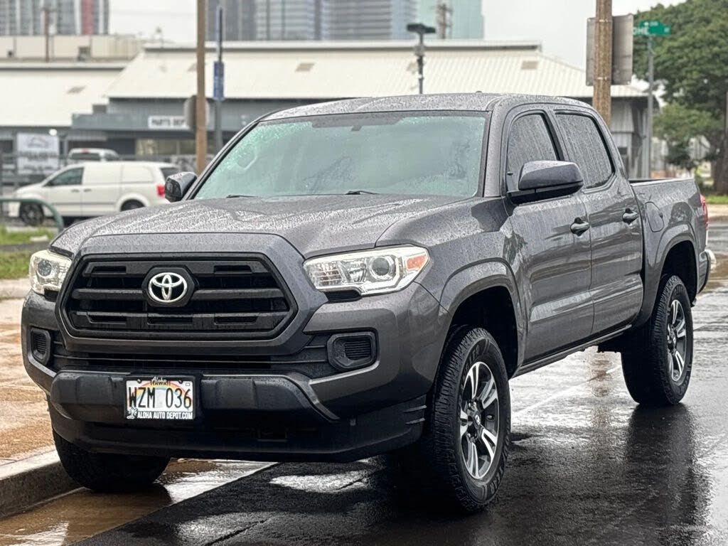 2017 Toyota Tacoma SR I4 Double Cab RWD