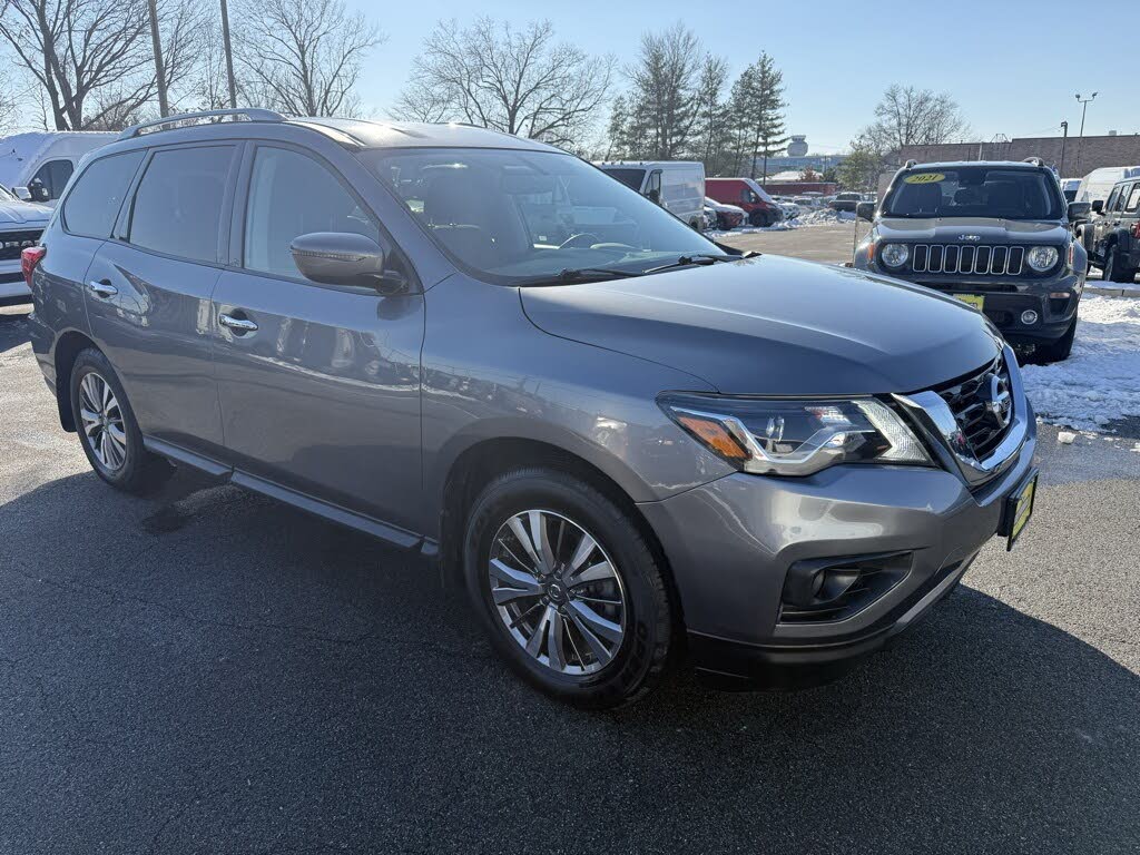 2020 Nissan Pathfinder SV 4WD
