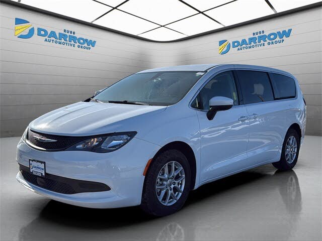 2022 Chrysler Voyager LX FWD