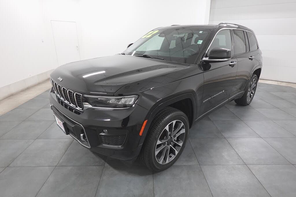 2022 Jeep Grand Cherokee Overland 4WD