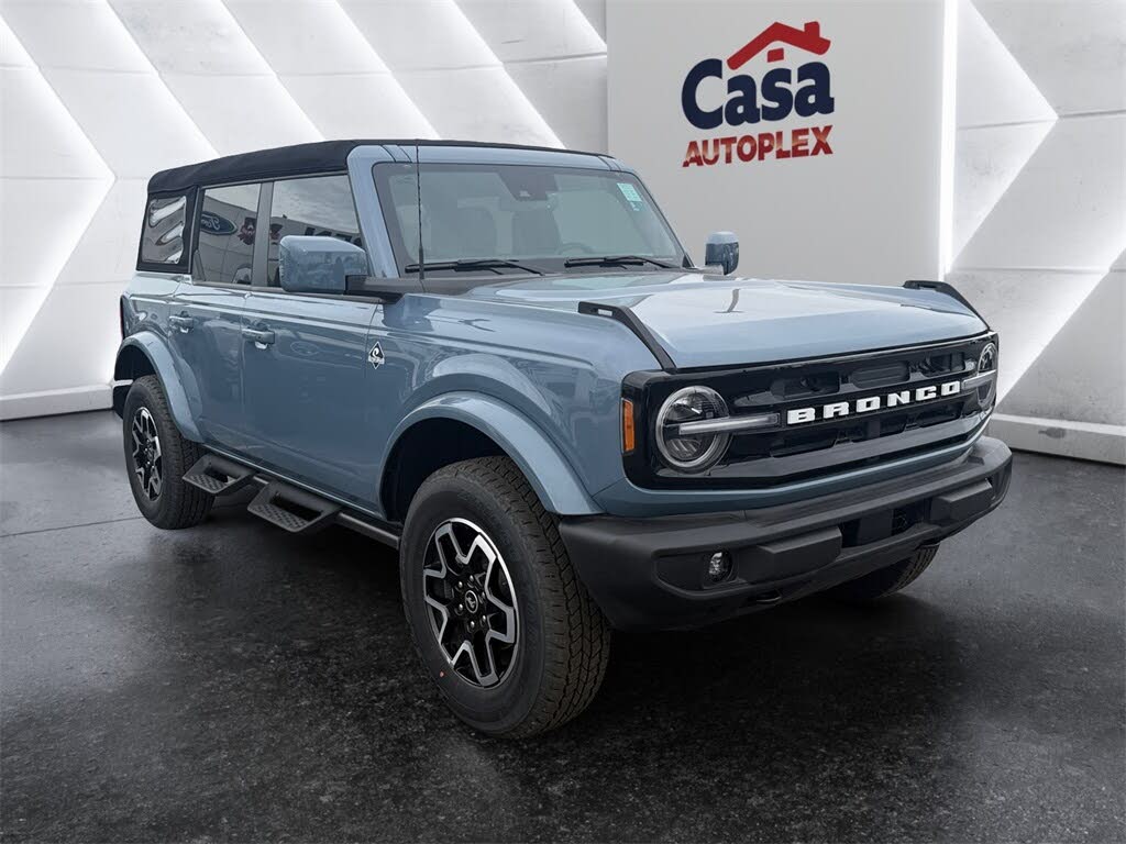 2024 Ford Bronco Outer Banks 4-Door 4WD