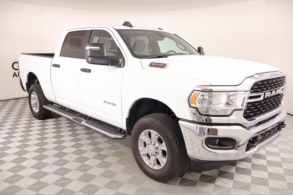 2024 RAM 2500 Big Horn Crew Cab 4WD