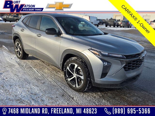 2025 Chevrolet Trax RS with 1RS FWD