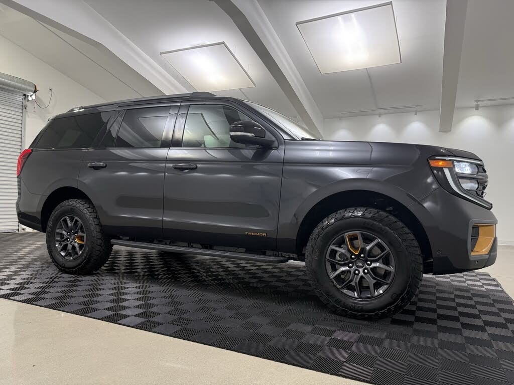 2025 Ford Expedition Tremor 4WD