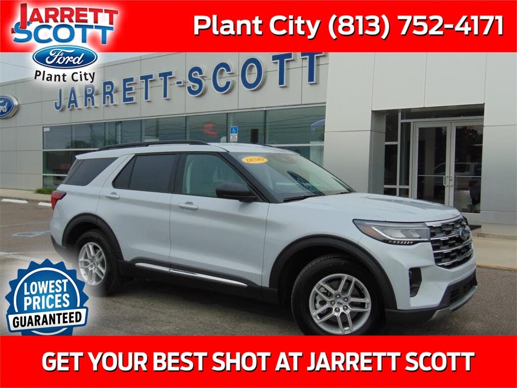 2025 Ford Explorer Active RWD