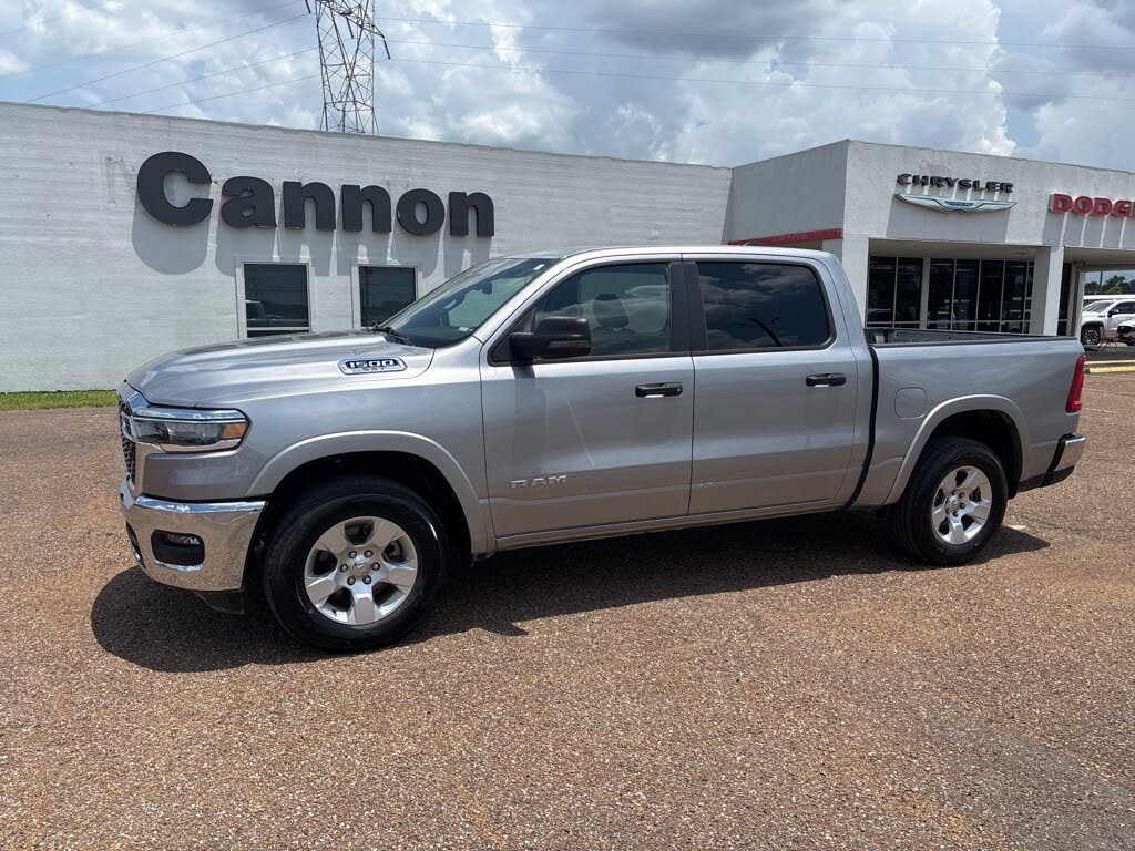 2025 RAM 1500 Big Horn Crew Cab 4WD
