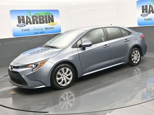 2025 Toyota Corolla LE FWD