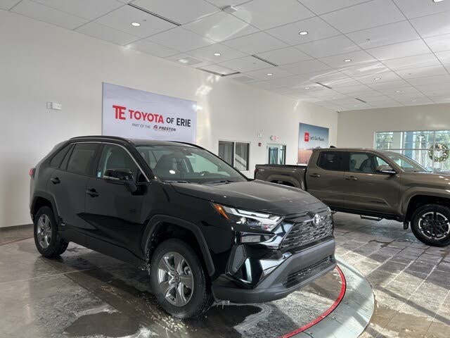 2025 Toyota RAV4 Hybrid XLE AWD