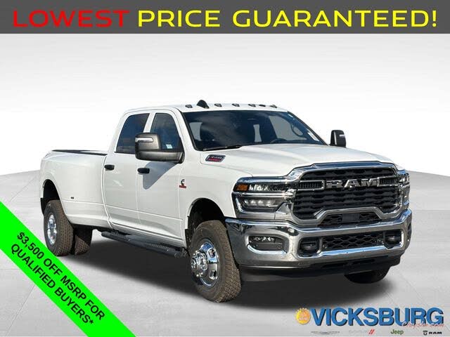2026 RAM 3500 Tradesman Crew Cab LB DRW 4WD